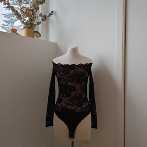 Dynamite, black, medium